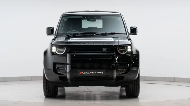 Land Rover Defender (24 Reg) 90 3.0 D250 Hard Top Commercial (+VAT) Image 5