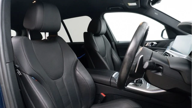 BMW X5 (21 Reg) 3.0 30D M Sport xDrive (7 Seats) Image 3