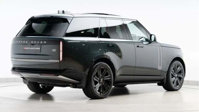 Land Rover Range Rover (22 Reg) 3.0 D350 HSE Image 6