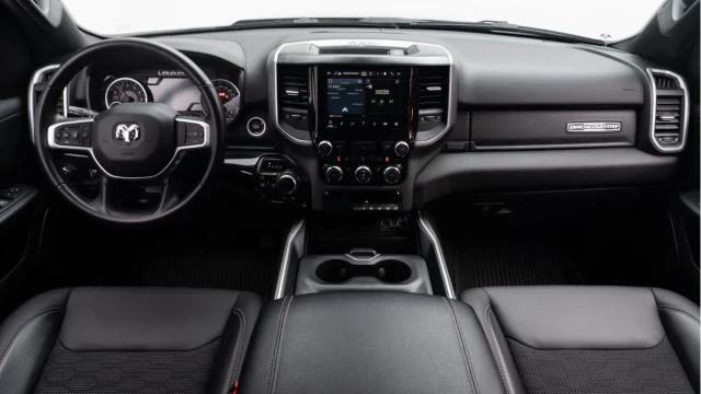 Dodge Ram 1500 (23 Reg) 5.7 V8 Hemi Big Horn 4x4 Image 2