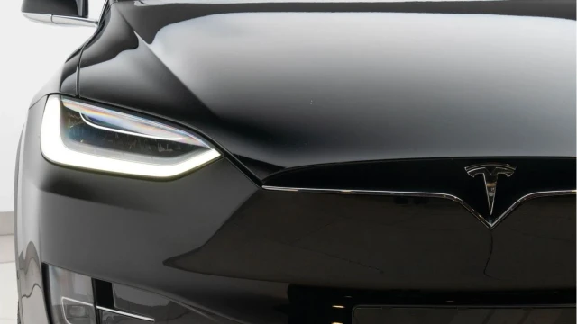 Tesla Model X (70 Reg) Performance Ludicrous AWD Image 8