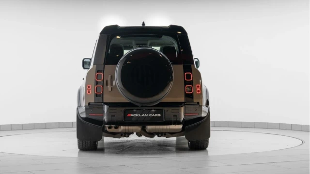 Land Rover Defender (24 Reg) 110 3.0 D250 XS Edition (7 Seat) Image 5