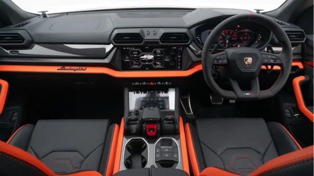 Lamborghini Urus (25 Reg) 4.0 V8 SE (VAT Q) Image 2