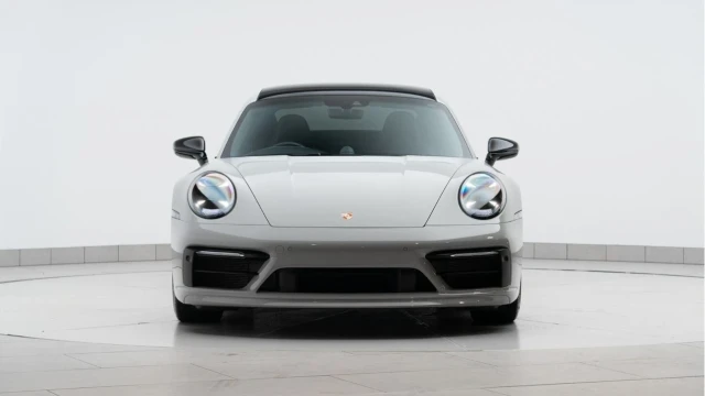 Porsche 911 (20 Reg) 3.0 Carrera 4S PDK Image 4