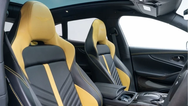 Aston Martin Dbx (23 Reg) 4.0 V8 707 Image 3