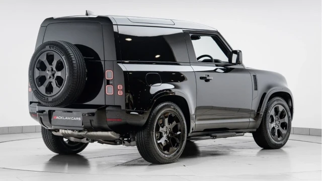 Land Rover Defender (75 Reg) 90 3.0 D350 X-Dynamic HSE Hard Top Commercial (3 Seat) (+VAT) Image 6