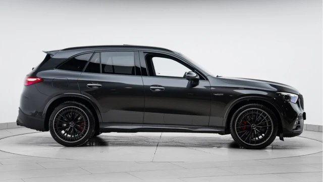 Mercedes-Benz AMG GLC43 (75 Reg) 2.0 Edition Midnight 4Matic Image 5