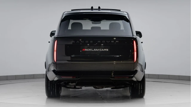 Land Rover Range Rover (75 Reg) 3.0 D300 Edition (Shadow Pack) Image 7