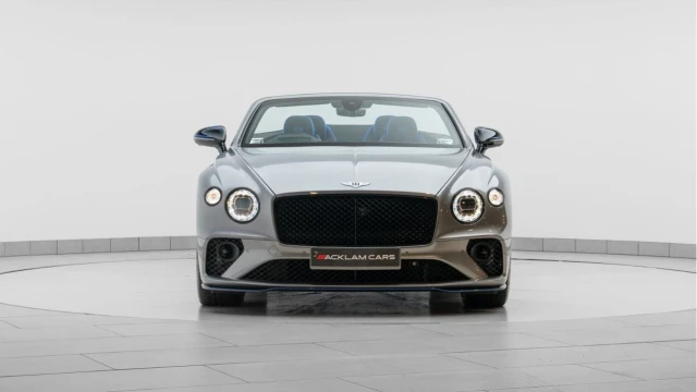 Bentley Continental (74 Reg) GTC 4.0 V8 S Black Edition Convertible Image 6