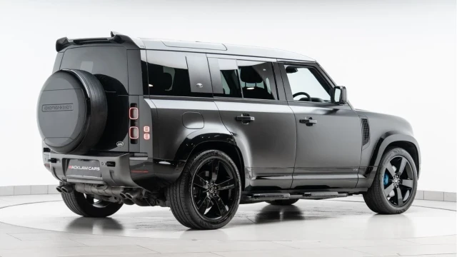 Land Rover Defender (71 Reg) 5.0 V8 P525 Carpathian Edition Image 6