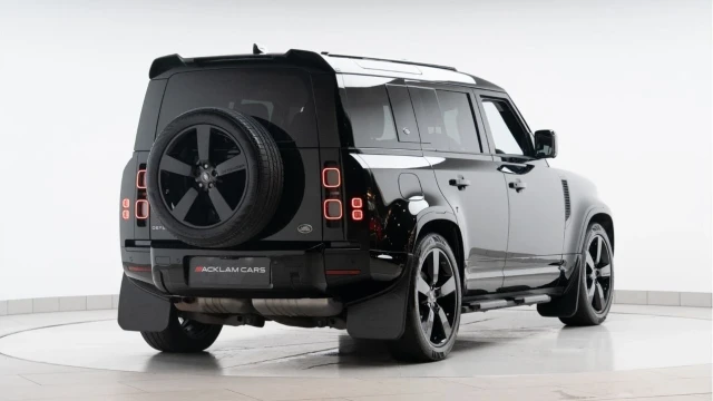 Land Rover Defender (71 Reg) 110 3.0 D250 XS Edition Image 4