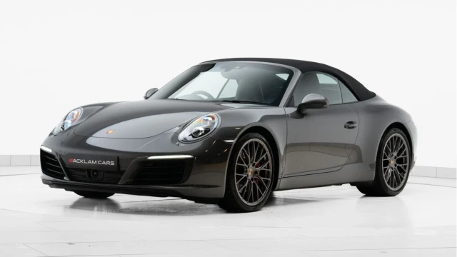 Porsche 911 (16 Reg) 3.0 Carrera S Convertible Image 4