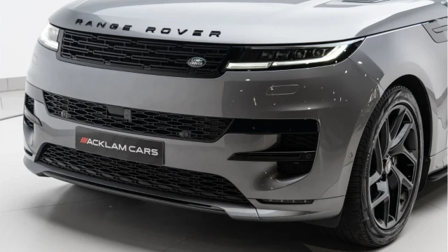 Land Rover Range Rover Sport (72 Reg) 3.0 D300 Dynamic SE Image 8