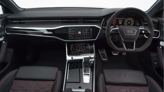 Audi RS6 (73 Reg) 4.0TFSI V8 Performance Carbon Vorsprung Quattro Image 2