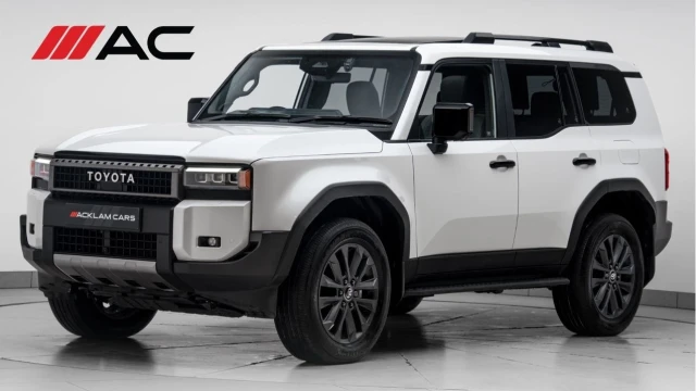 Toyota Land Cruiser (25 Reg) 2.8D Invincible (7 Seat) Image 1