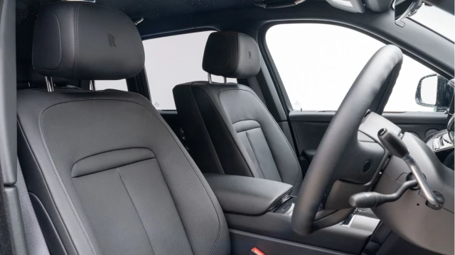 Rolls-Royce Cullinan (23 Reg) 6.8 V12 Black Badge Image 3