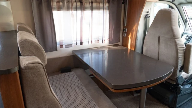 Hobby Optima  (17 Reg) De Luxe T75 HF 2.3D (4 Berth) Image 5