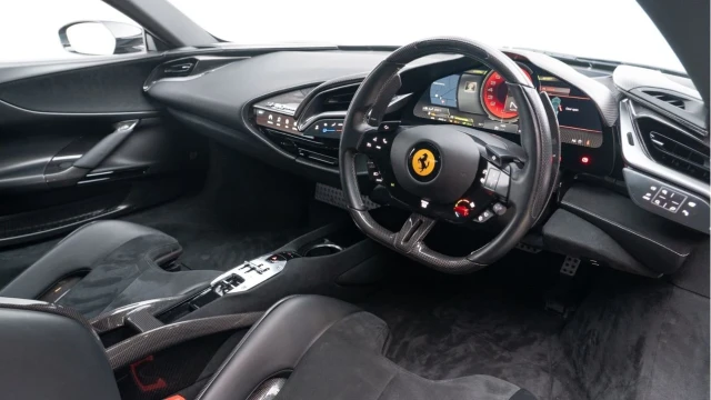 Ferrari SF90 (21 Reg) 3.9 V8 Stradale Assetto Fiorano Hybrid Image 3