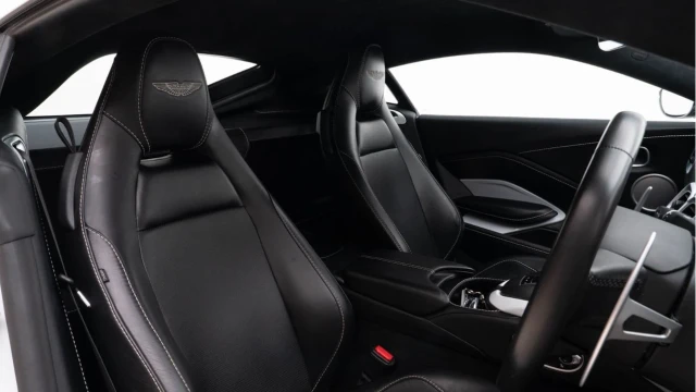 Aston Martin Vantage (69 Reg) 4.0 V8 Image 3