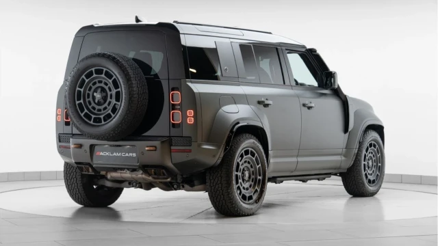 Land Rover Defender (25 Reg) 4.4 V8 P635 Edition One Image 4