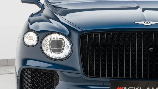Bentley Bentayga (74 Reg) 4.0 V8 Azure Image 8