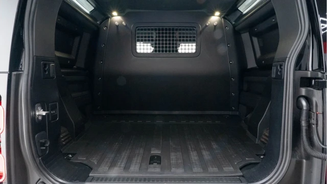 Land Rover Defender (75 Reg) 90 3.0 D250 S Hard Top Commercial (3 Seat) (+VAT) Image 4