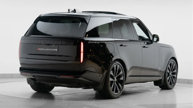 Land Rover Range Rover (25 Reg) 3.0 D350 HSE (Shadow Pack) Image 6