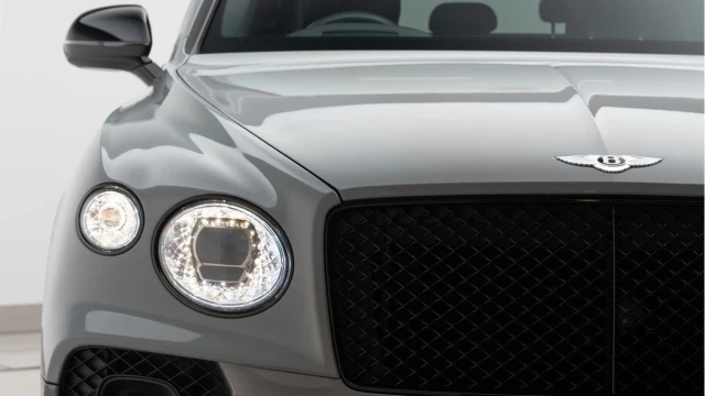 Bentley Bentayga (24 Reg) 4.0 V8 S Image 6