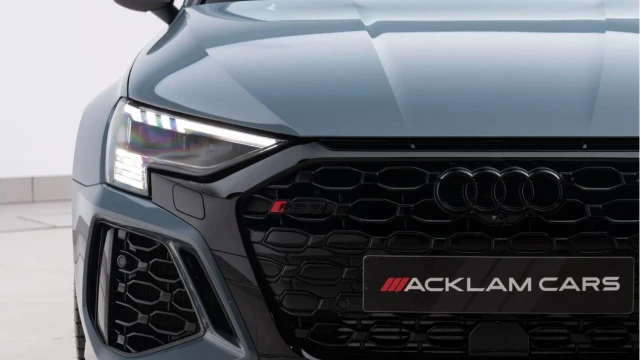 Audi RS3 (23 Reg) 2.5TFSI Carbon Black Quattro Image 8