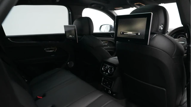 Bentley Bentayga (22 Reg) 4.0 V8 (Mulliner) Image 7
