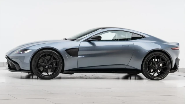 Aston Martin Vantage (19 Reg) 4.0 V8 Image 4