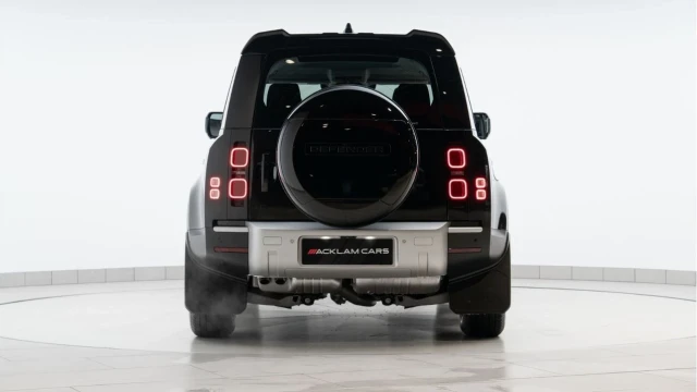 Land Rover Defender (74 Reg) 110 3.0 D250 S (7 Seat) Image 5
