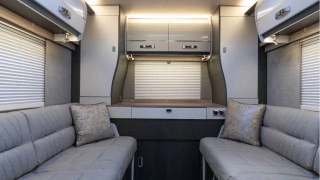 Swift Kon-Tiki 874 (24 Reg) 2.2D Auto (6 Berth) Image 3