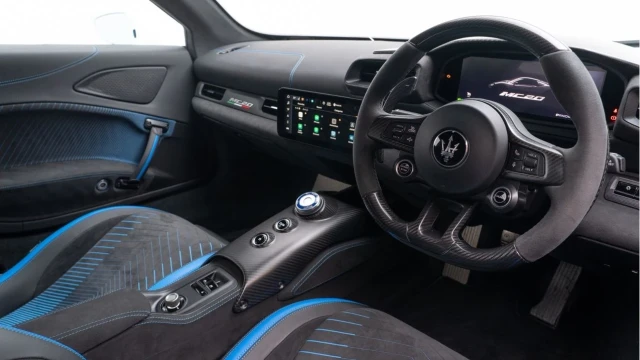 Maserati MC20 (71 Reg) 3.0 V6 Coupe Image 2