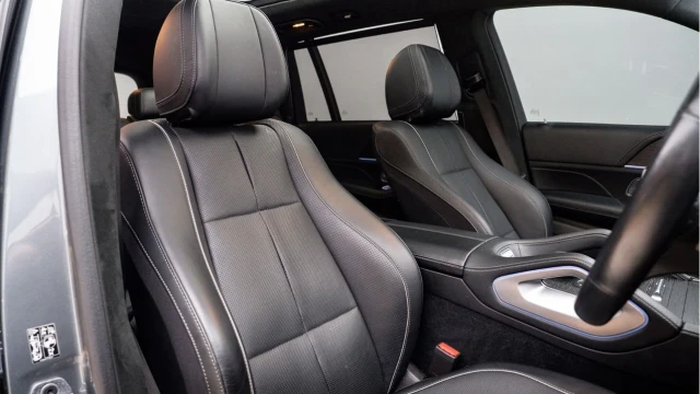 Mercedes-Benz Gls (22 Reg) 2.9 GLS400D Night Edition Executive 4Matic Image 3
