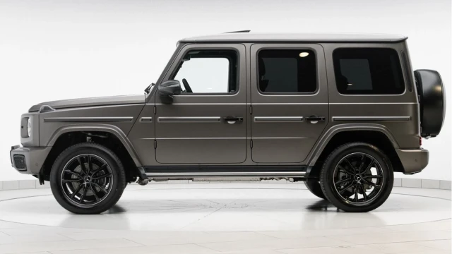 Mercedes-Benz G Class (25 Reg) G500 3.0 AMG Line Premium Plus 4Matic Image 4