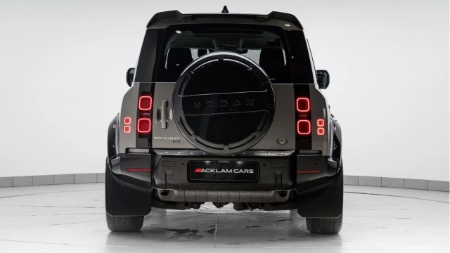 Land Rover Defender (22 Reg) 110 3.0 P400 XS Edition (Bespoke) Image 7