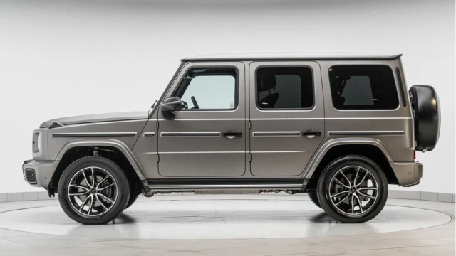 Mercedes-Benz G Class (25 Reg) G500 3.0 AMG Line Premium Plus 4Matic (Manufaktur) Image 4