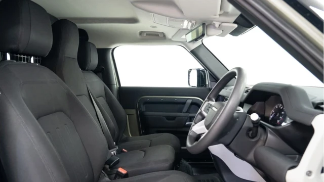 Land Rover Defender (21 Reg) 90 3.0 D200 Hard Top Commercial (3 Seat) (+VAT) Image 3