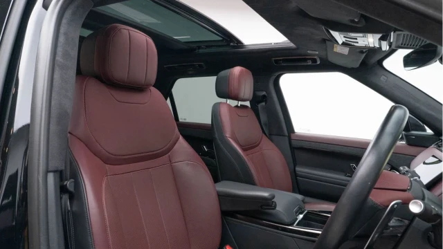 Land Rover Range Rover Sport (23 Reg) 3.0 D300 Dynamic SE Image 3