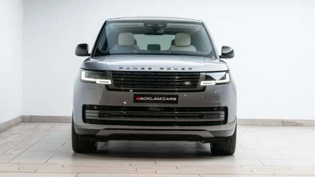 Land Rover Range Rover (72 Reg) 3.0 D350 HSE (Shadow Pack) Image 4