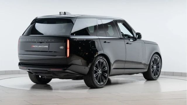 Land Rover Range Rover (22 Reg) 3.0 D350 HSE (Shadow Pack) Image 6