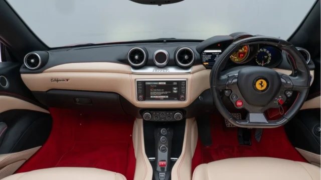 Ferrari California (17 Reg) 3.9 V8 California T (Handling Speciale) Image 4