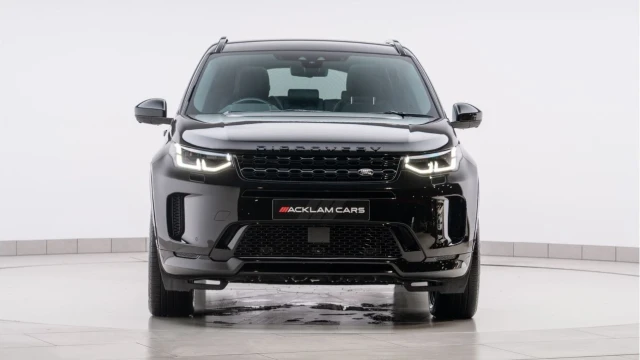Land Rover Discovery Sport (69 Reg) 1.5 P300e R-Dynamic SE Hybrid (VAT Q) Image 7