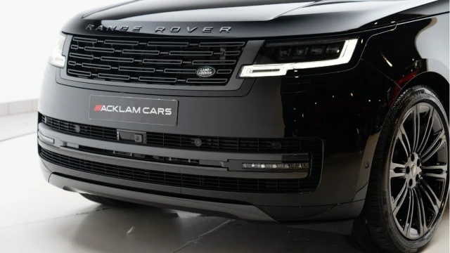 Land Rover Range Rover (75 Reg) 3.0 D300 Edition Image 8