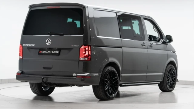 Volkswagen Transporter (21 Reg) T32 2.0 Bi-TDI Highline Kombi 4Motion (+VAT) Image 6