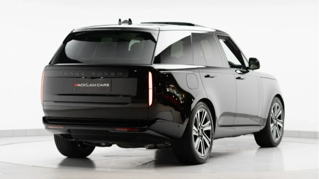 Land Rover Range Rover (75 Reg) 3.0 D350 HSE Image 7