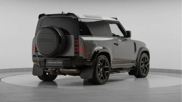 Land Rover Defender (23 Reg) 90 3.0 D250 Hard Top Commercial (No VAT) Image 7