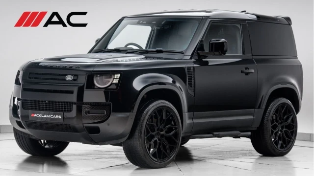 Land Rover Defender (24 Reg) 90 3.0 D250 Hard Top Commercial (3 Seat) (No VAT) Image 1