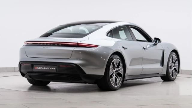 Porsche Taycan (21 Reg) Saloon (Performance Plus) Image 3